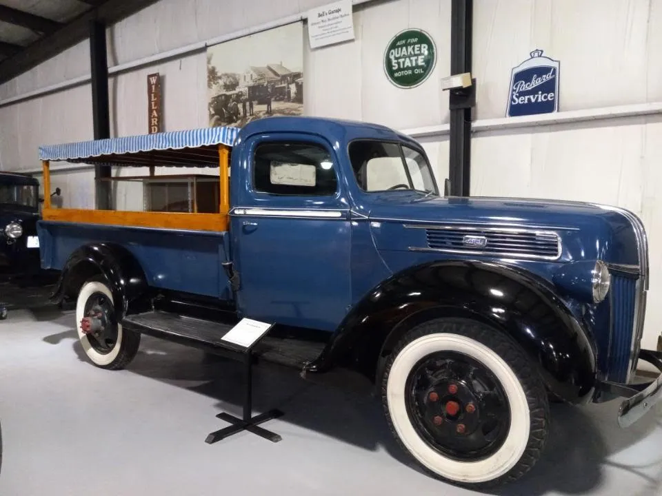 1941-ford-pick-up-one-ton-railway-village-museum